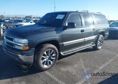 2003 Chevrolet Suburban 1500 Ls z USA, uszkodzony, nr VIN 3GNEC16T23G326667